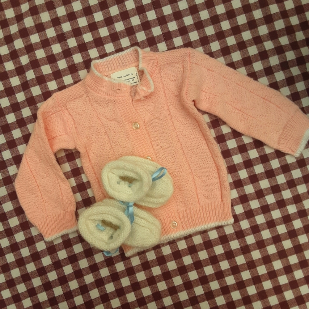 Homemade Vintage Sweater and booties 🤍💙💞